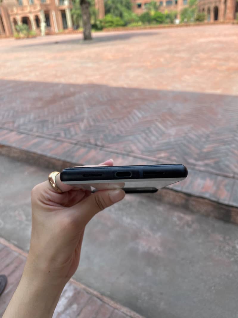 Google Pixel 6 3
