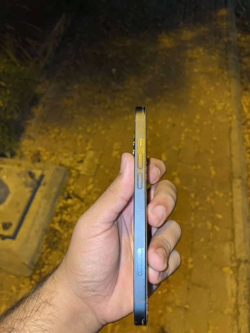Apple iPhone 13 jv 2