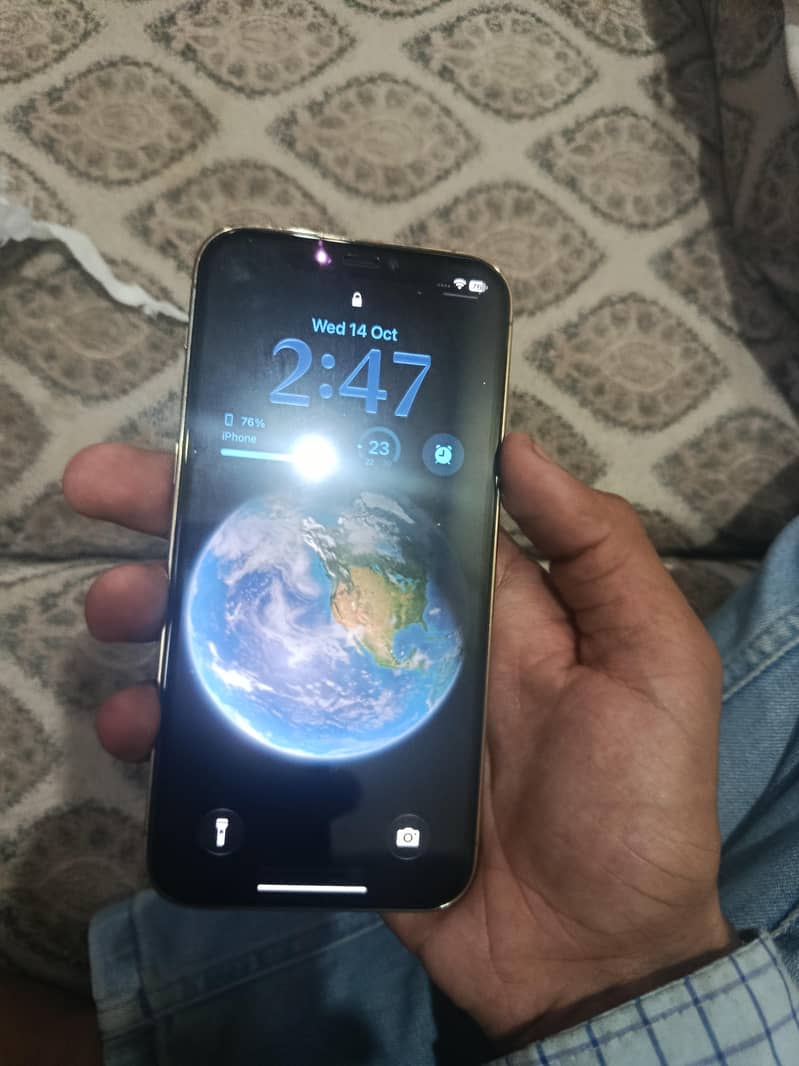 Apple iPhone 12 Pro 0