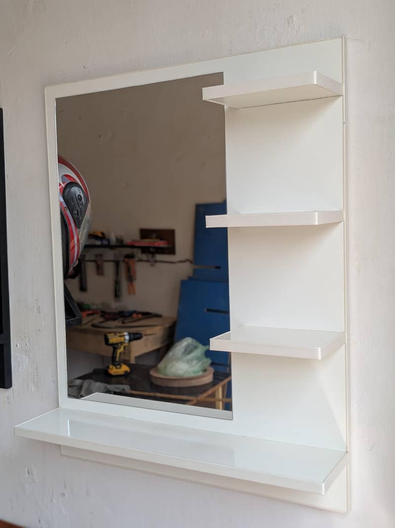 Dressing Mirror with shelf 0
