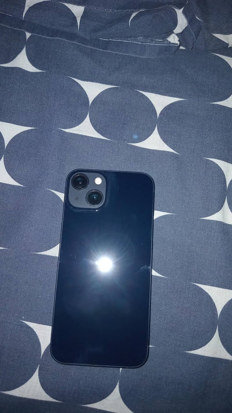 Apple iPhone 13 0