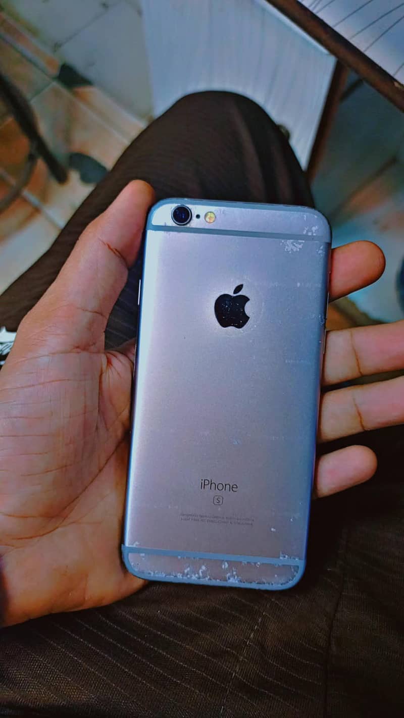Apple iPhone 6S 3