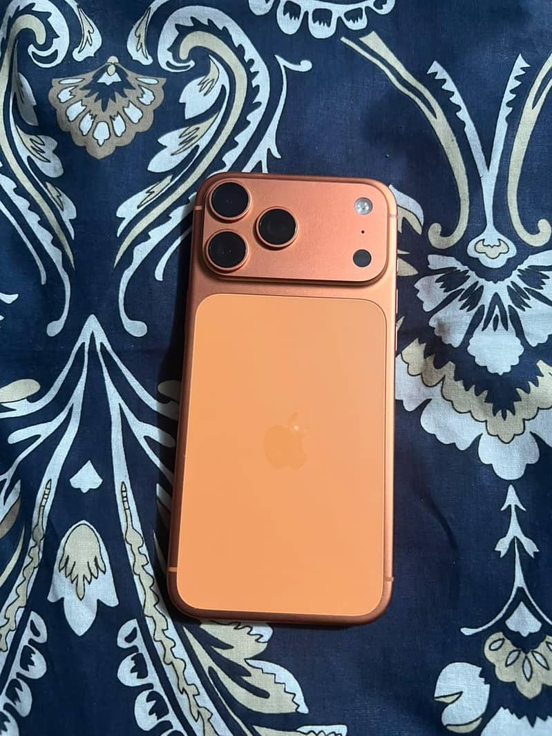 Apple iPhone 17 Pro Max 0