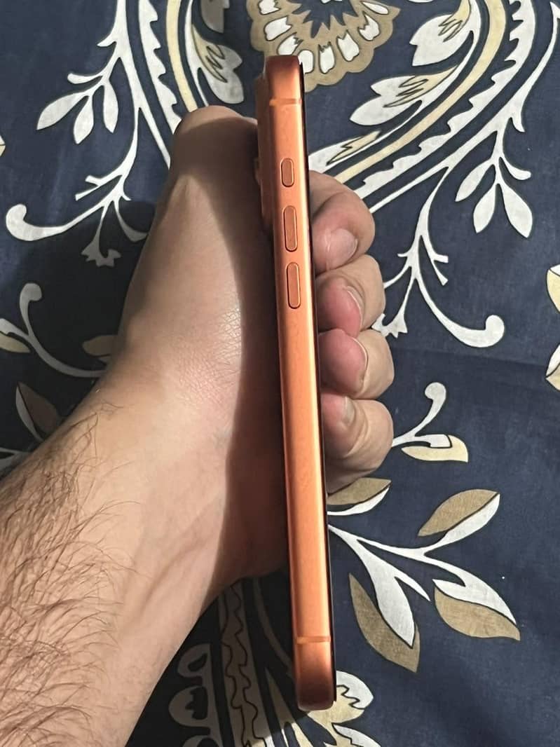 Apple iPhone 17 Pro Max 2