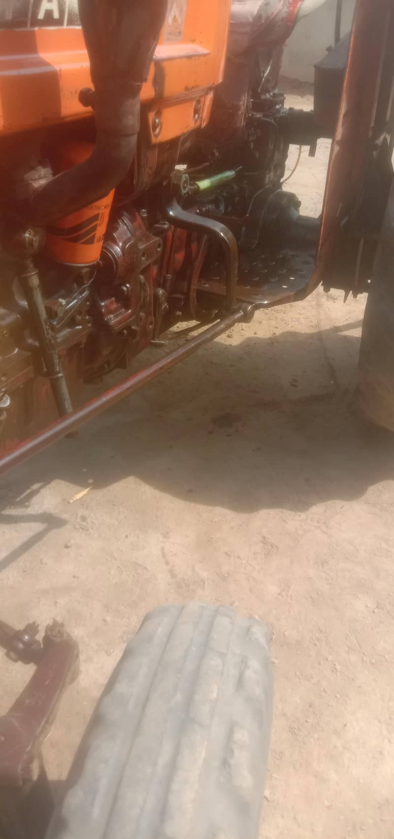 Tracktor model 2000 1