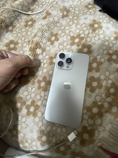 Apple iPhone 15 Pro Max 256gb foctory unlock
