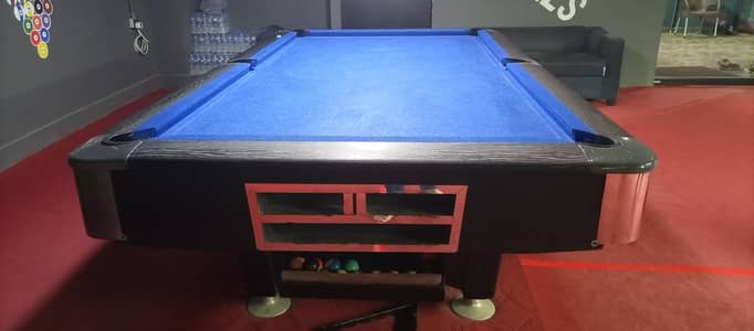 Snooker table carrom Foosball table tennis