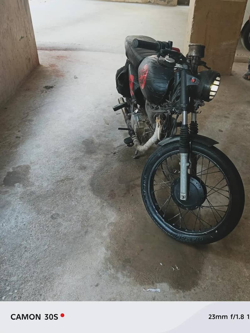 unique 125 2014 model 6