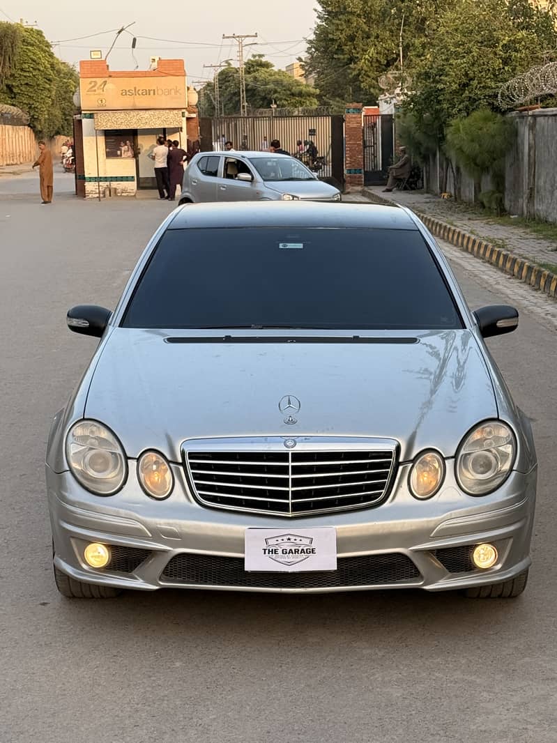 Mercedes E240 1