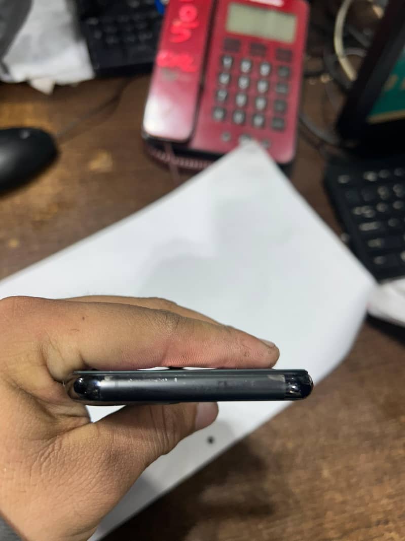 Apple iPhone 11 Pro 5