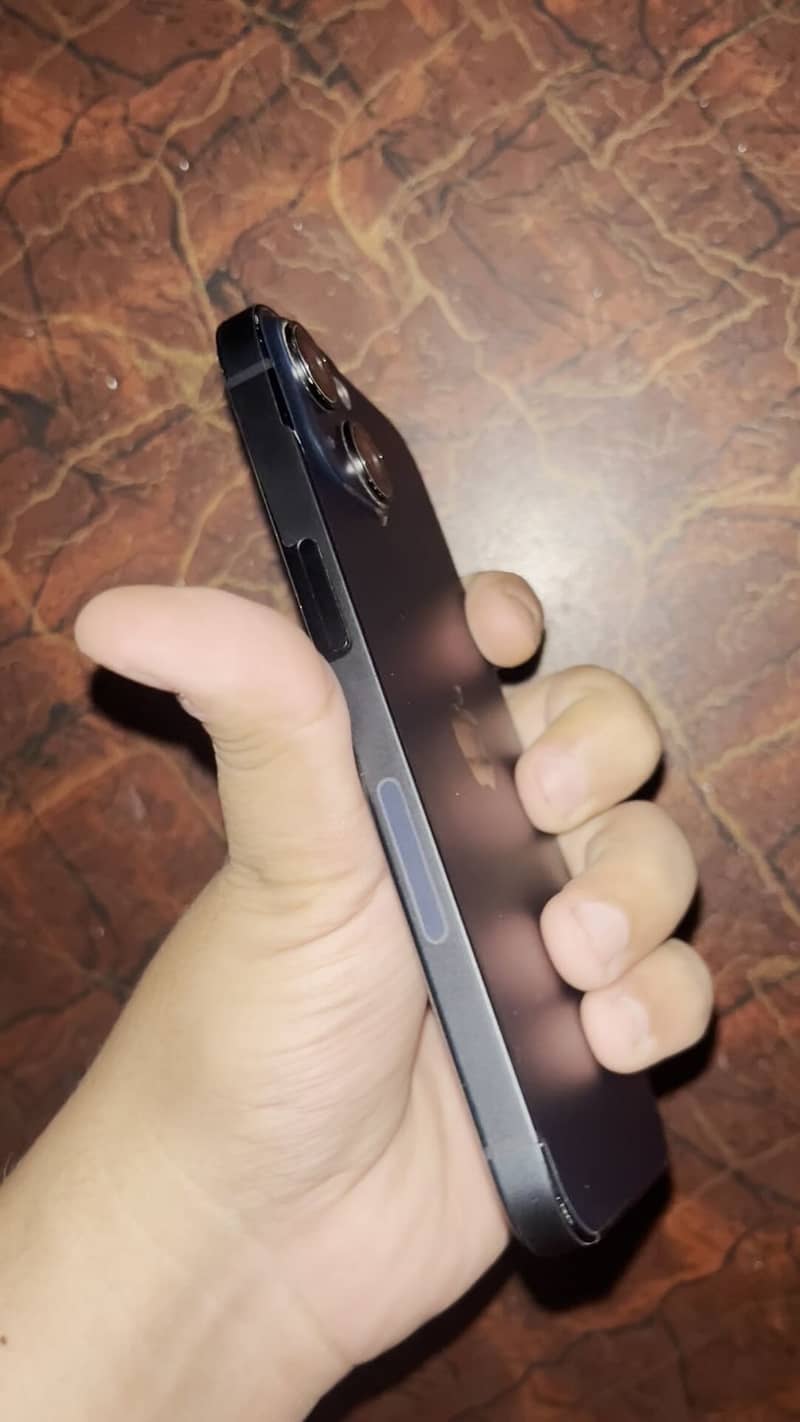 Apple iPhone 14 2
