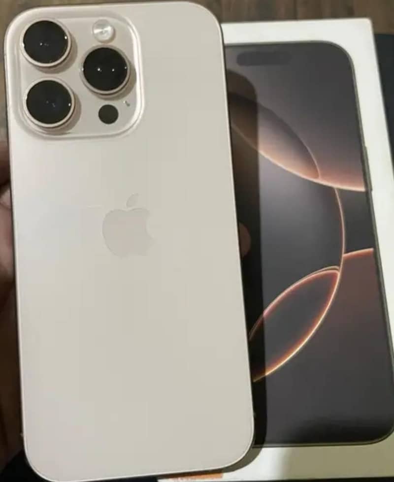 Apple iPhone 16 Pro Max 1