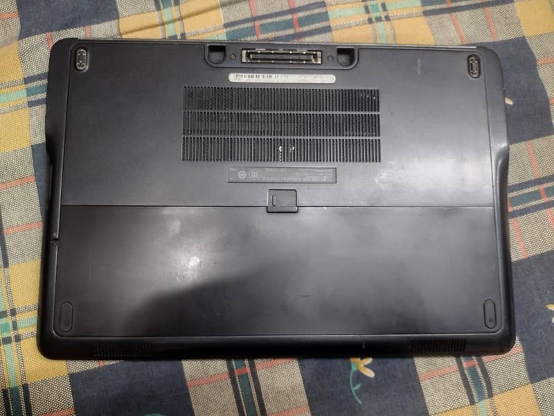 Dell E7240 2