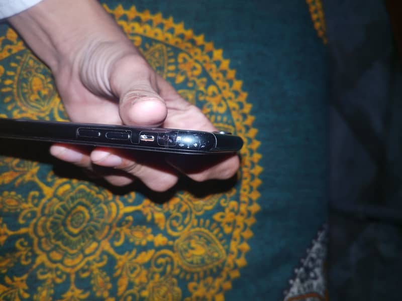 Apple iPhone XR 5