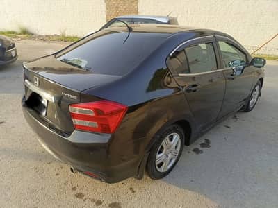 Honda City 2015 1.3 manual Lahore registered for sale