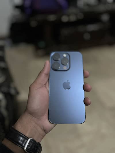 Iphone 15 pro mint condition