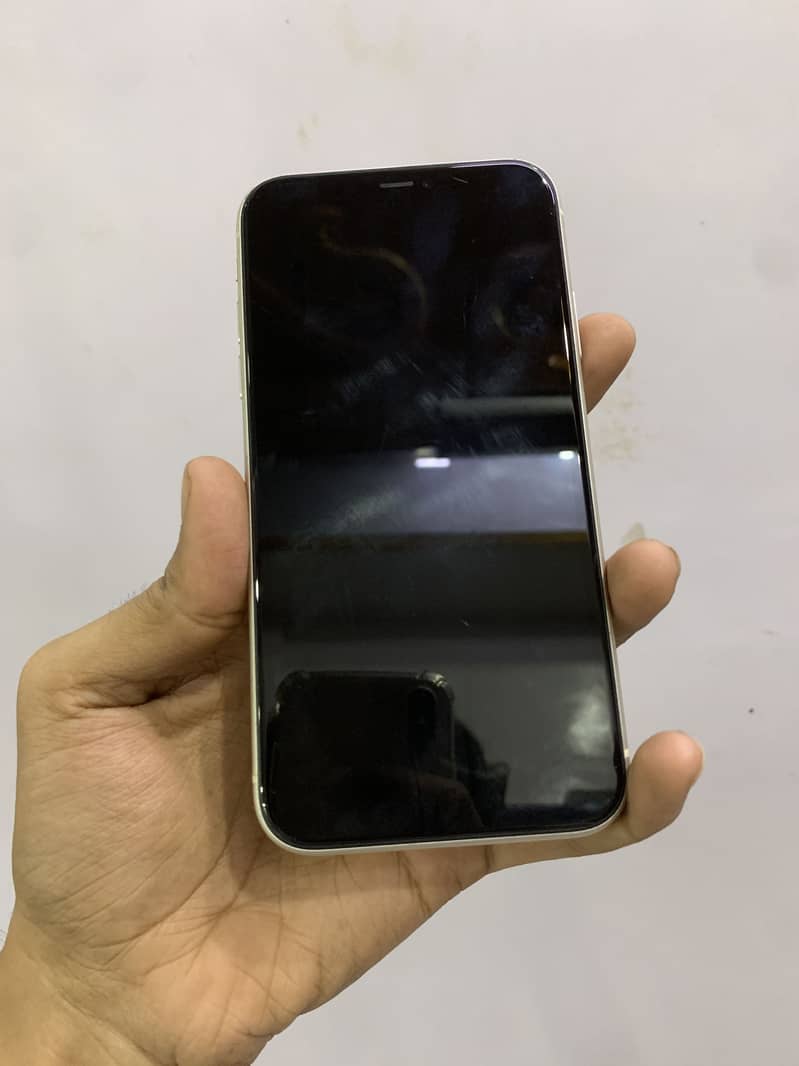 Apple iPhone 11 6