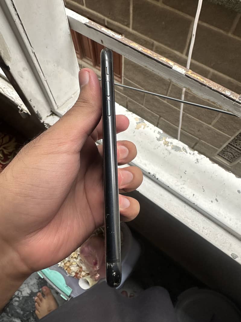 Apple iPhone XR 3