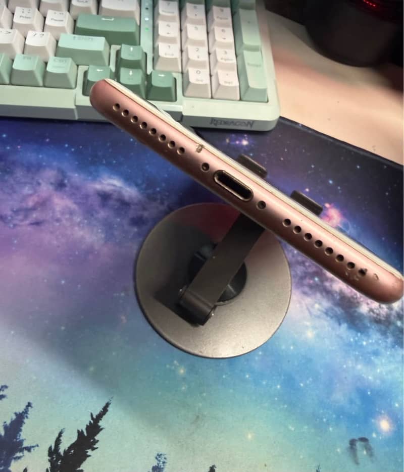 Apple iPhone 7 Plus 1