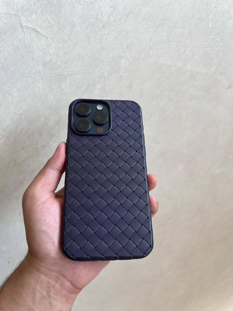 Apple iPhone 15 Pro Max_Complete Box 2