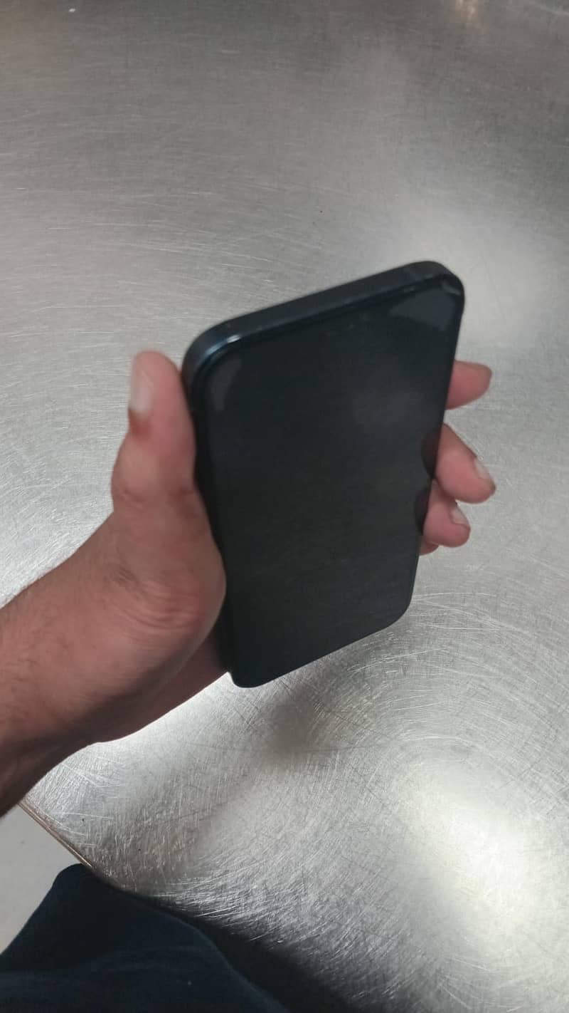 Apple iPhone 12 0