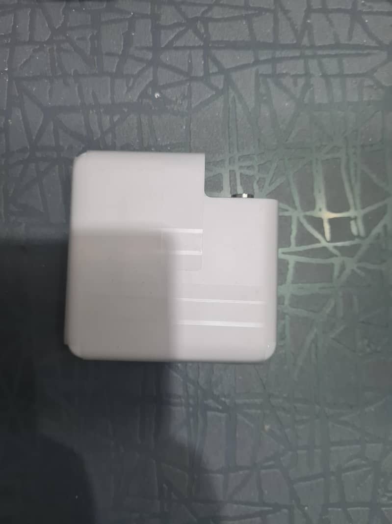 macbook adapter 2