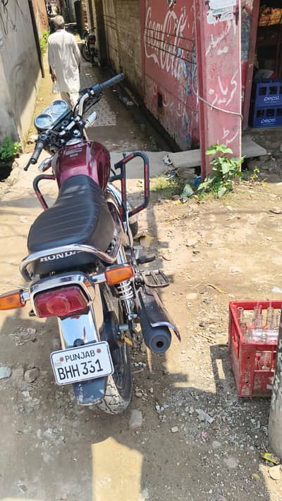 CG 150 red colour model 2026