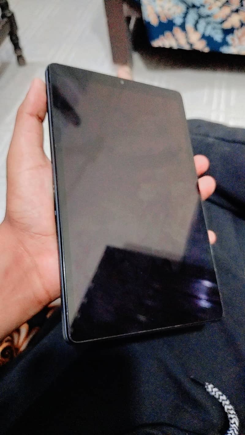 Docomo Tab 4/64 1