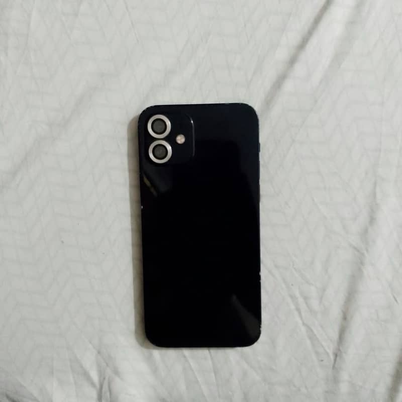 Apple iPhone 12 3