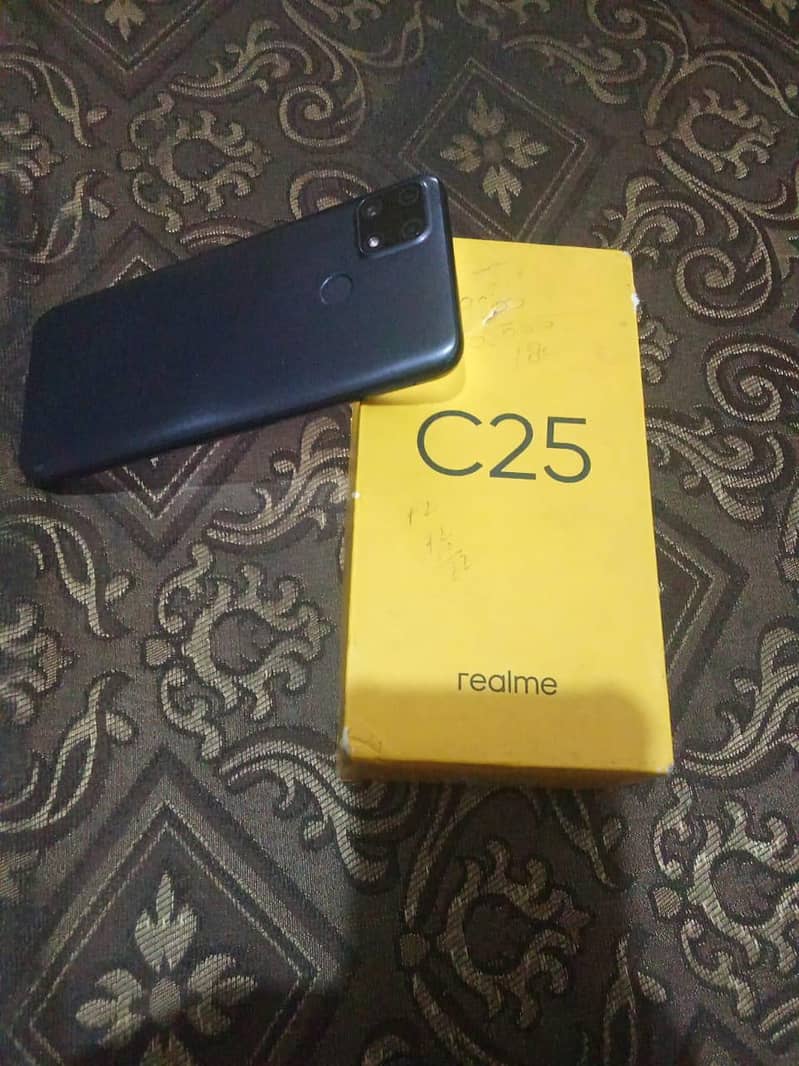 Realme C25 2