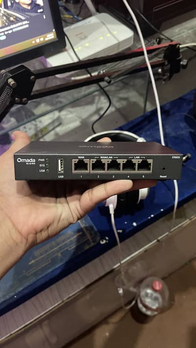TP-Link Omada ER605 Gigabit VPN Gateway