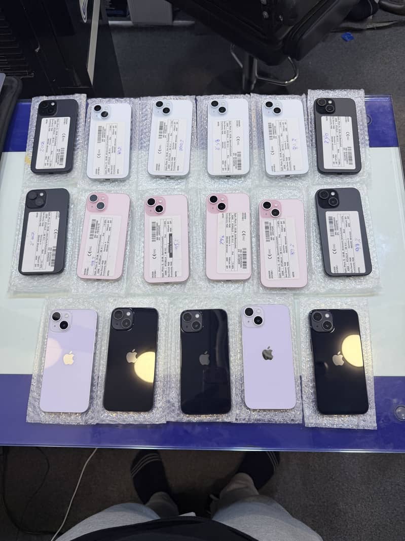 Apple iPhone 15 (JV) 1