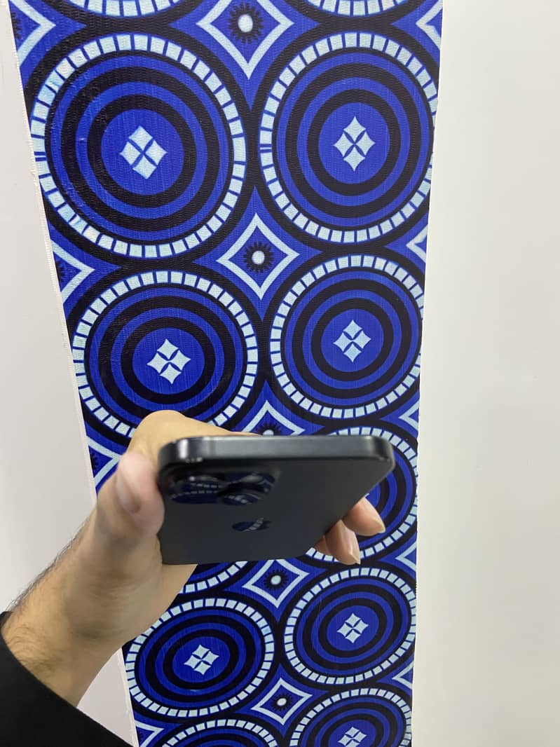 iPhone 15 Jv 5