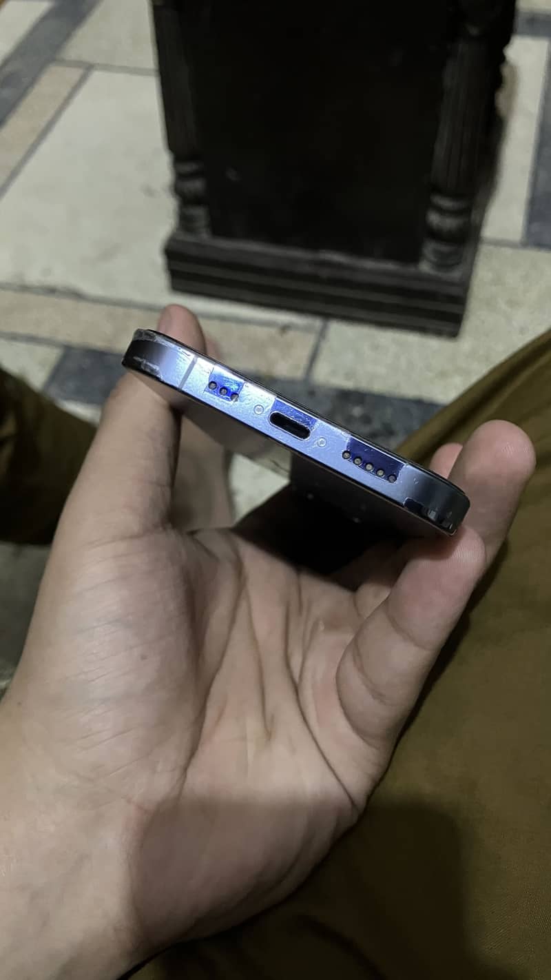 Apple iPhone 13 Pro 0
