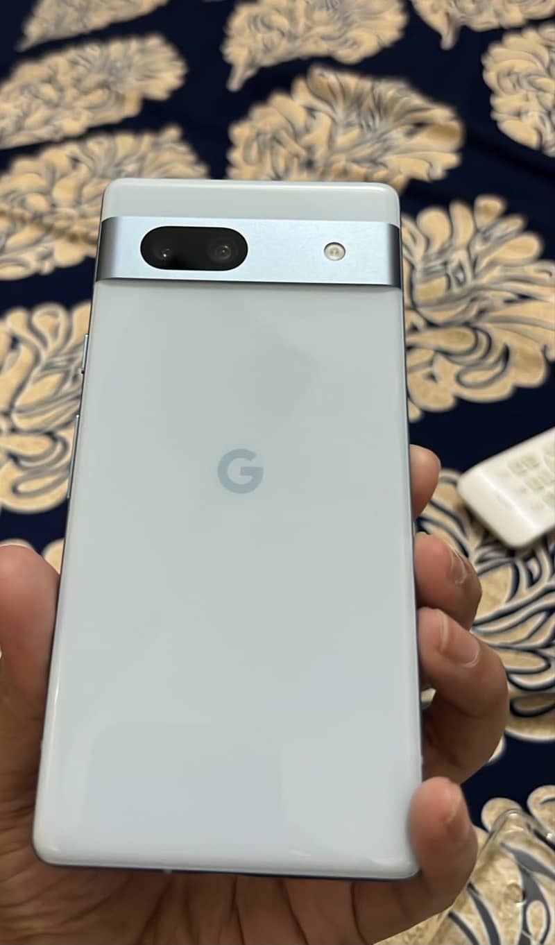 Google Pixel 7a 1