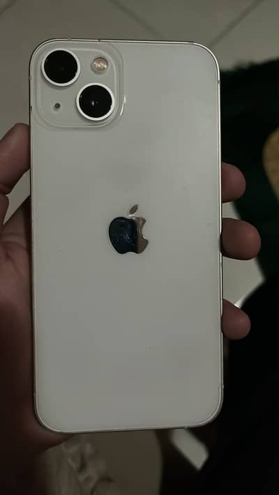 Apple iPhone 13