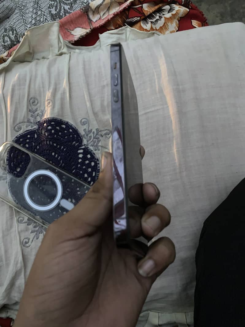 Apple iPhone 14 Pro Max 5