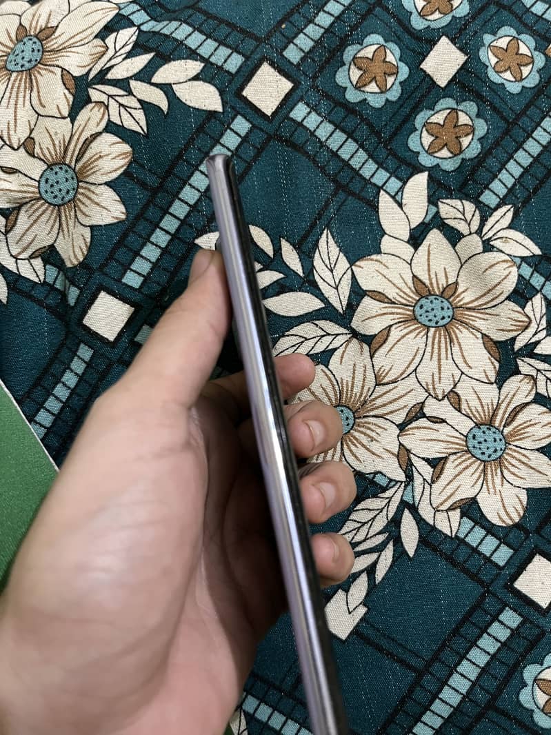 Tecno camon 30s 7