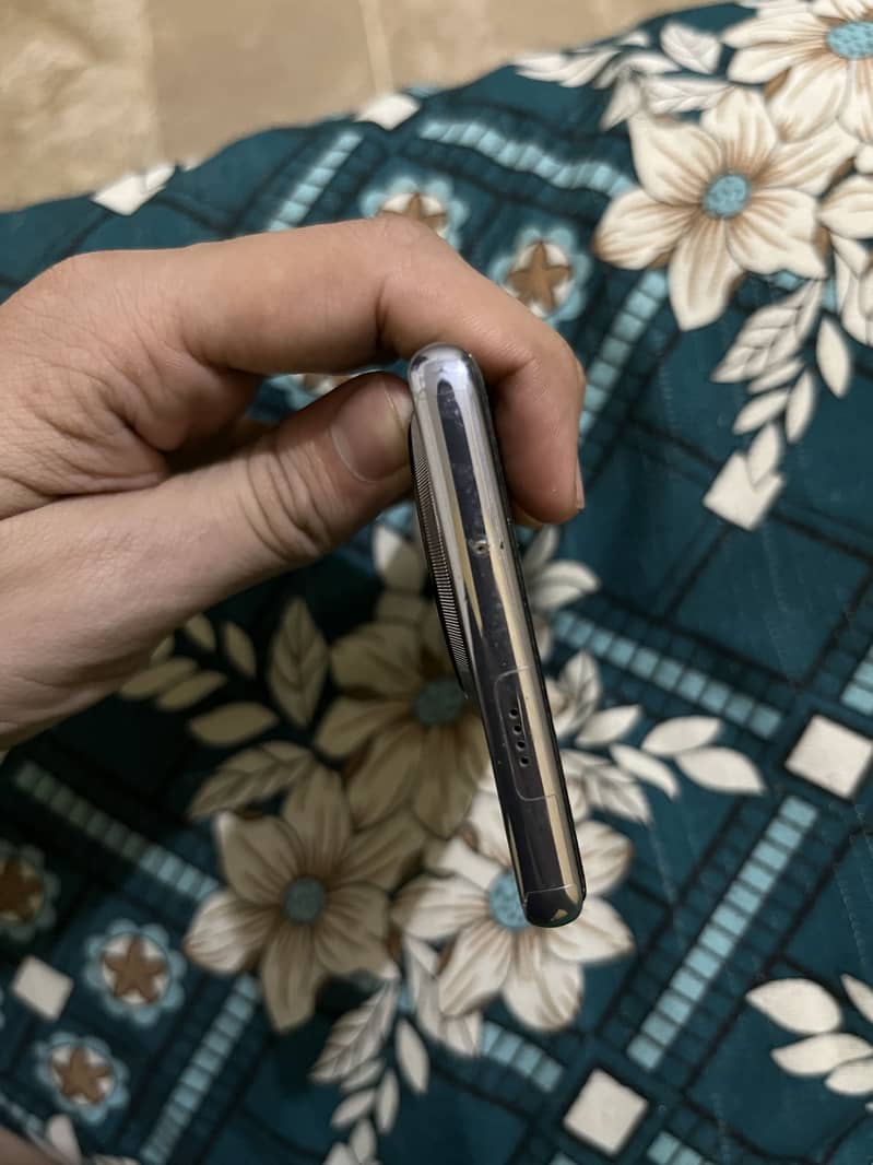 Tecno camon 30s 8
