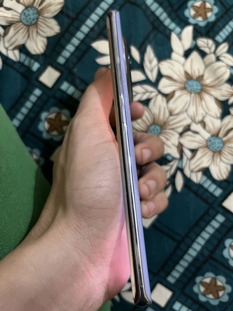 Tecno camon 30s 10