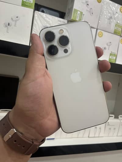 Apple iPhone 13 Pro