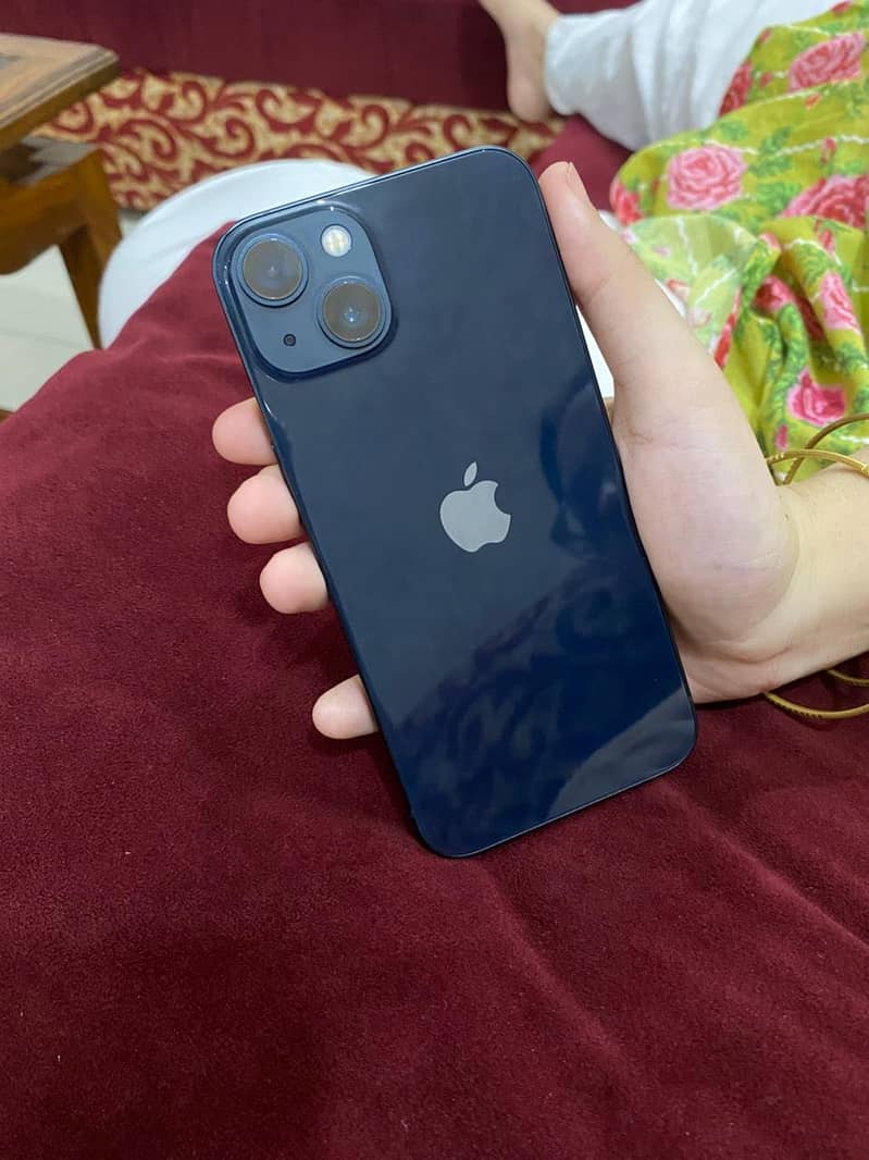 Apple iPhone 13 1