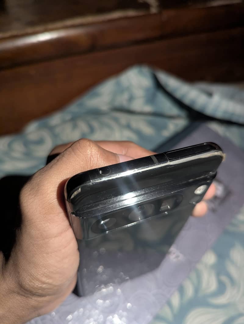 Google Pixel 8 Pro 2