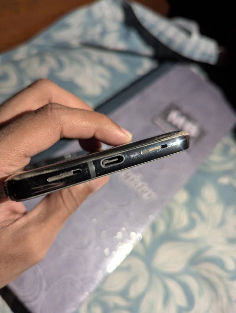 Google Pixel 8 Pro 3