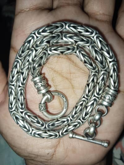 silver necklace from SUARTI brand from Bali Indonesia imported