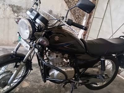 Suzuki GS 150 2018