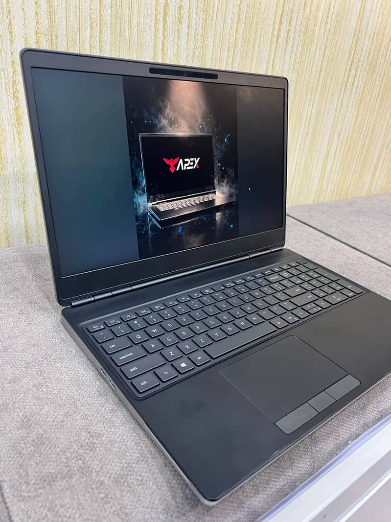 Dell Precision 7550 Mobile Workstation 4