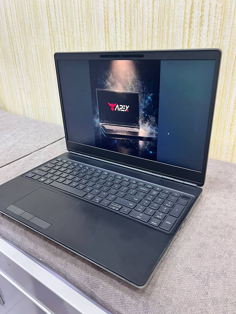 Dell Precision 7550 Mobile Workstation 9