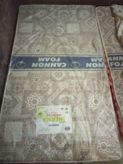2 single mattress