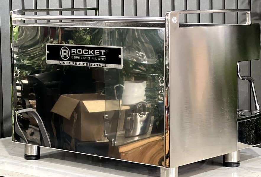 Coffee machine, espresso machine, grinder, blender, roaster 8
